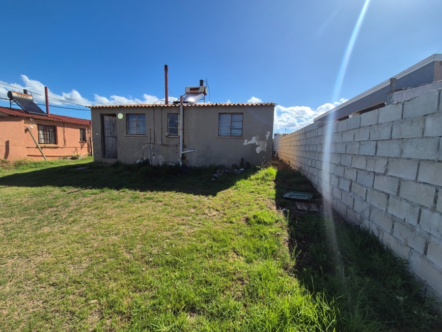 2 Bedroom Property for Sale in Kwa Nobuhle Eastern Cape